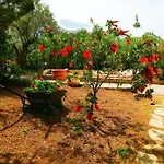 빌라 Maroudia