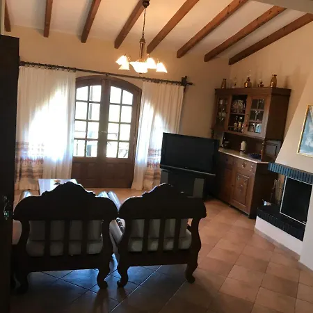 Villa Maroudia