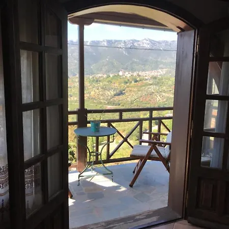 Villa Maroudia