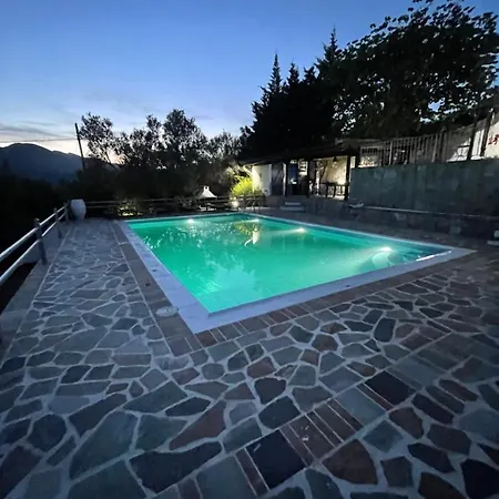 Maroudia Villa Kymi